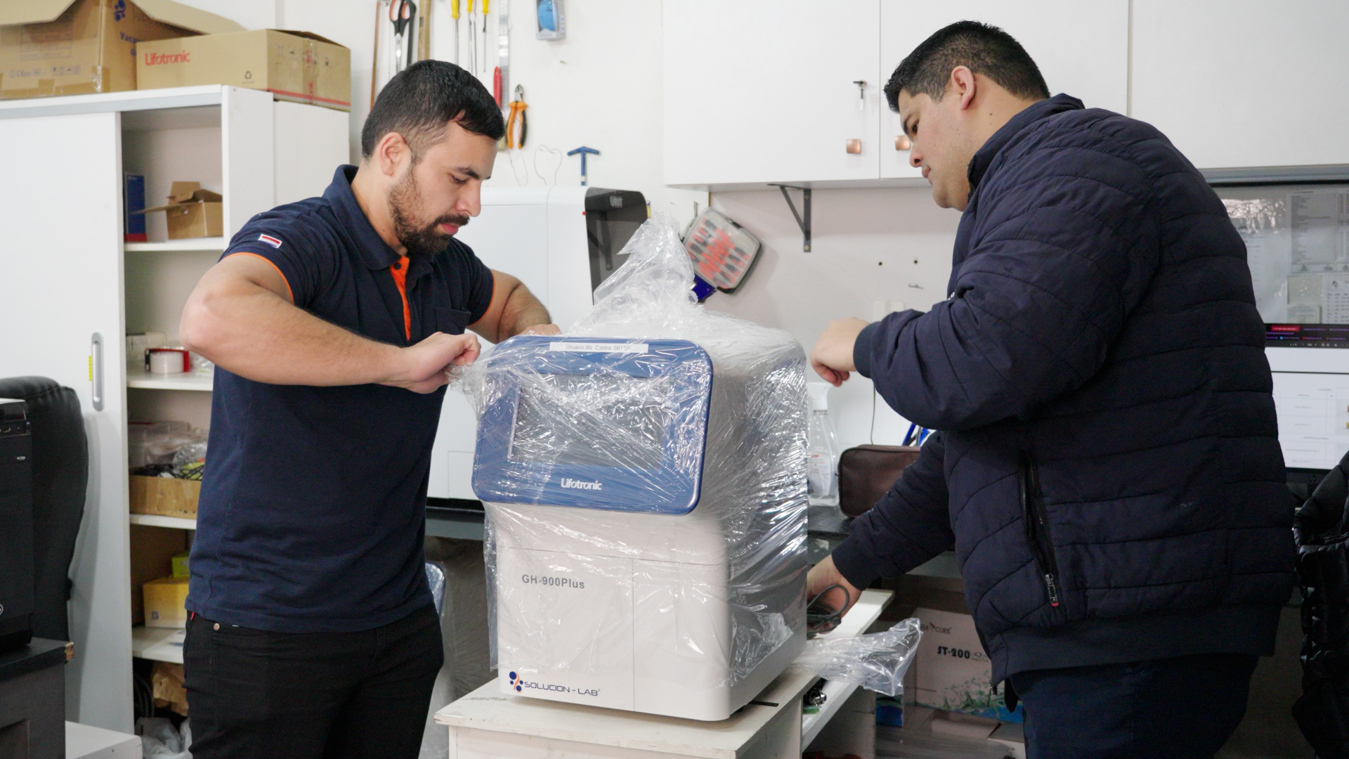 Acompañamiento en crecimiento de laboratorios